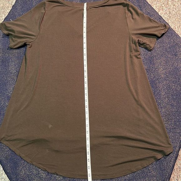 Short Sleeve Top - Picture 10 of 12